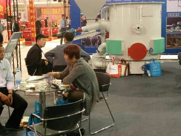 
生物質(zhì)燃燒機