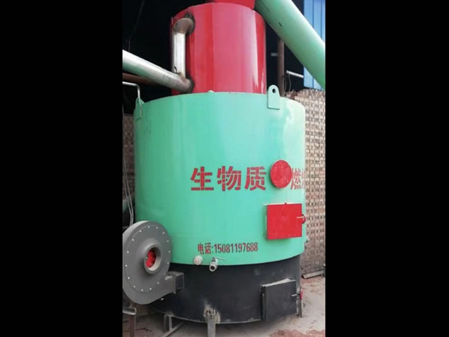 
生物質(zhì)壓塊燃燒器